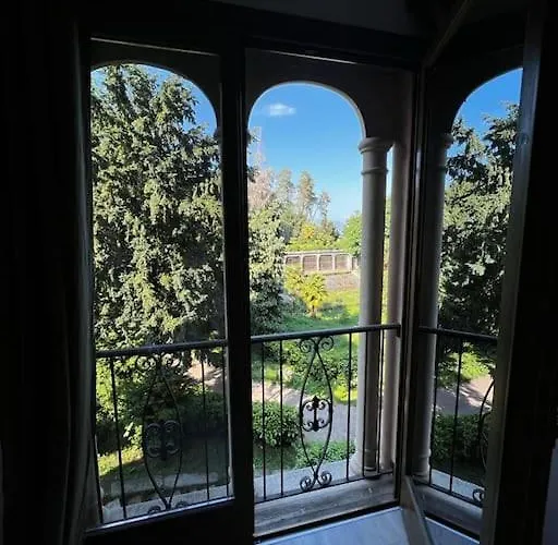 Διαμέρισμα In Storica Oleggio Castello